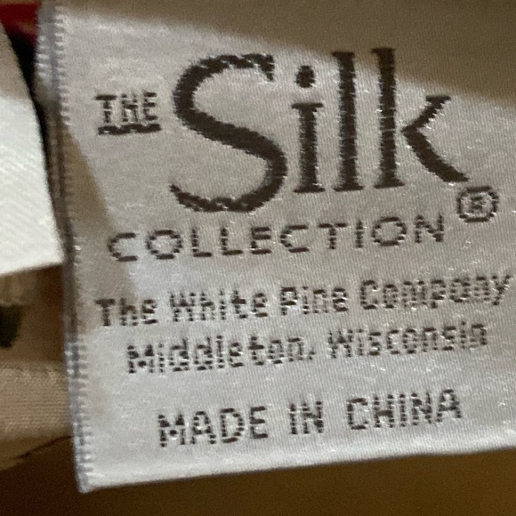 THE SILK Collection floral button down shirt size 18 The White Pine Company - Picture 4 of 16